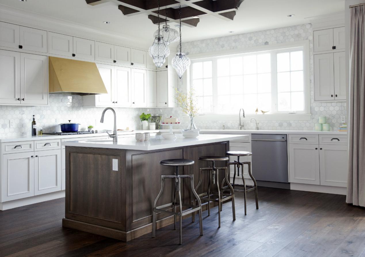 開(kāi)放式廚房裝修全攻略 融合時(shí)尚美學(xué)與實(shí)用功能的專業(yè)設(shè)計(jì)